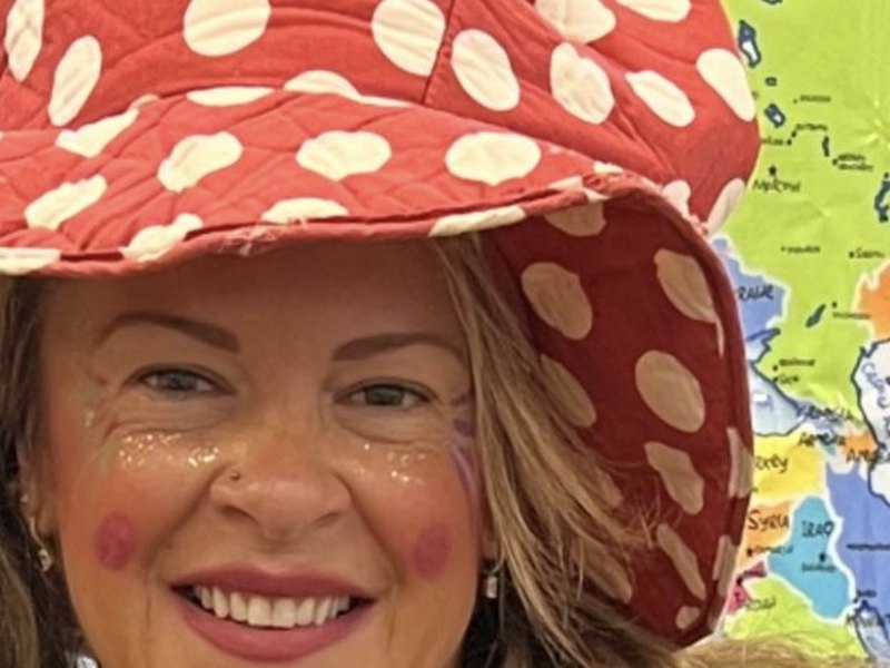 A gentle, friendly clown — never scary